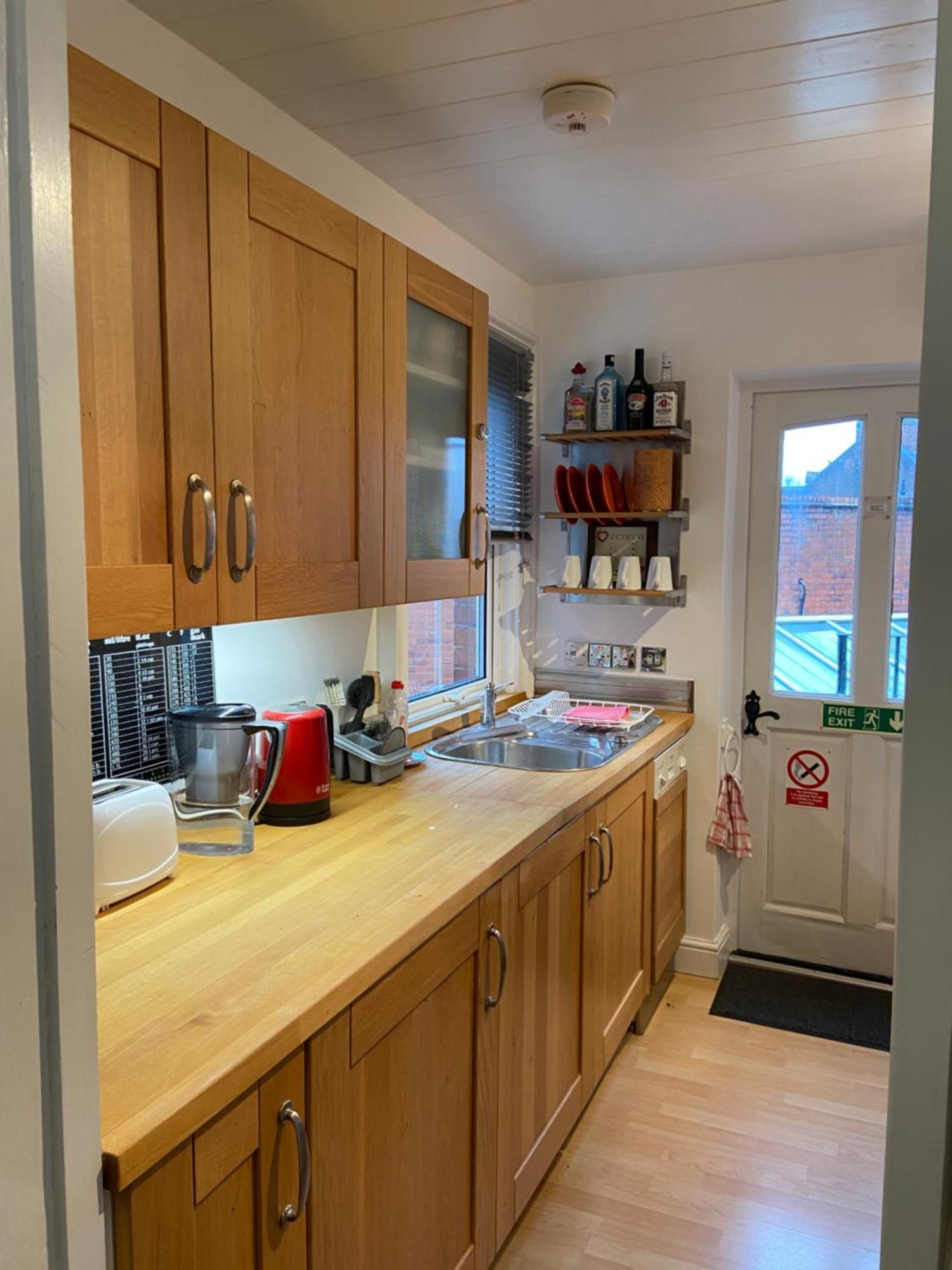 Deluxe Three Bed Bnb In Henley-On-Thames Near Station River & Town Centre מראה חיצוני תמונה