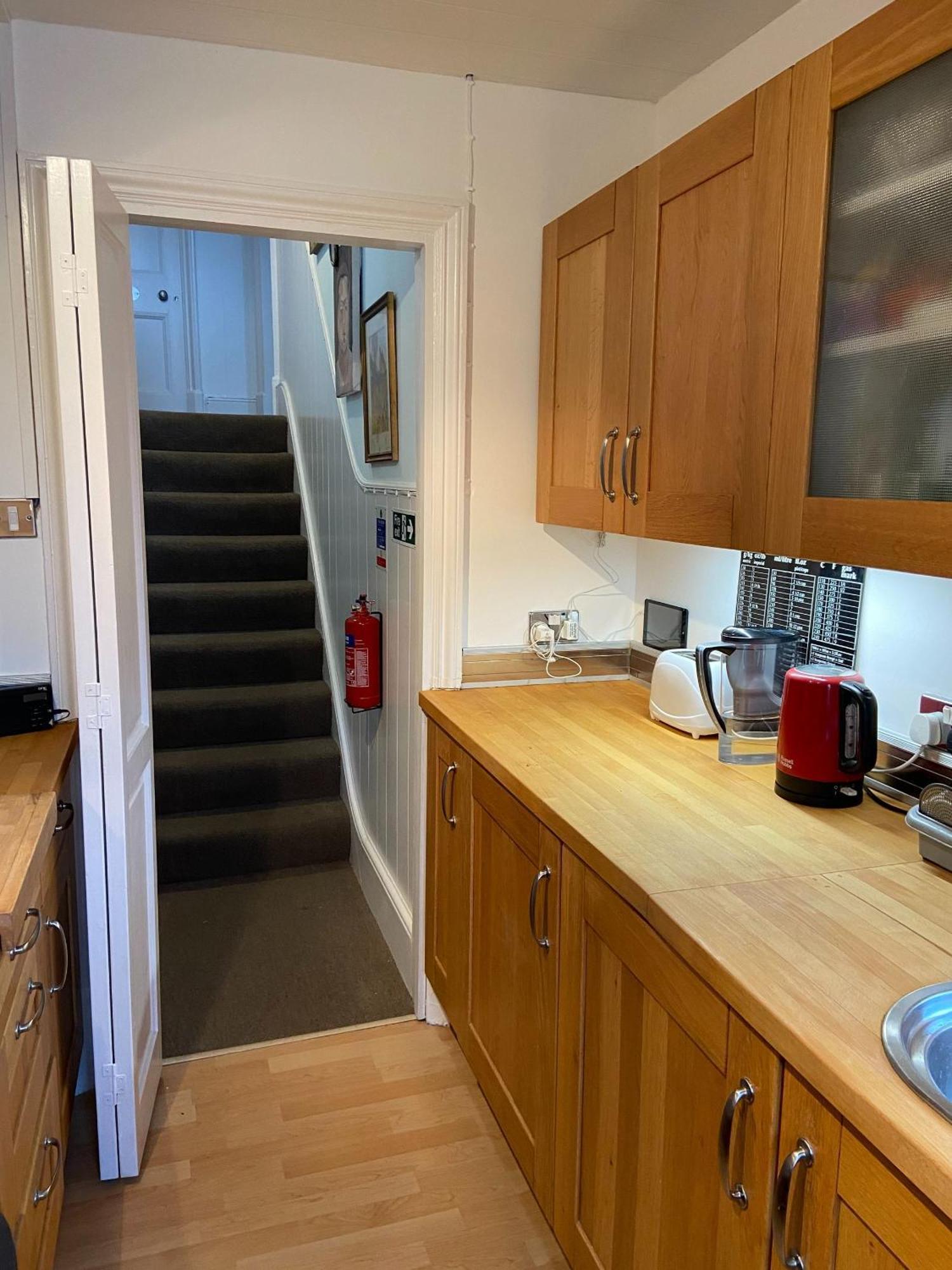 Deluxe Three Bed Bnb In Henley-On-Thames Near Station River & Town Centre מראה חיצוני תמונה